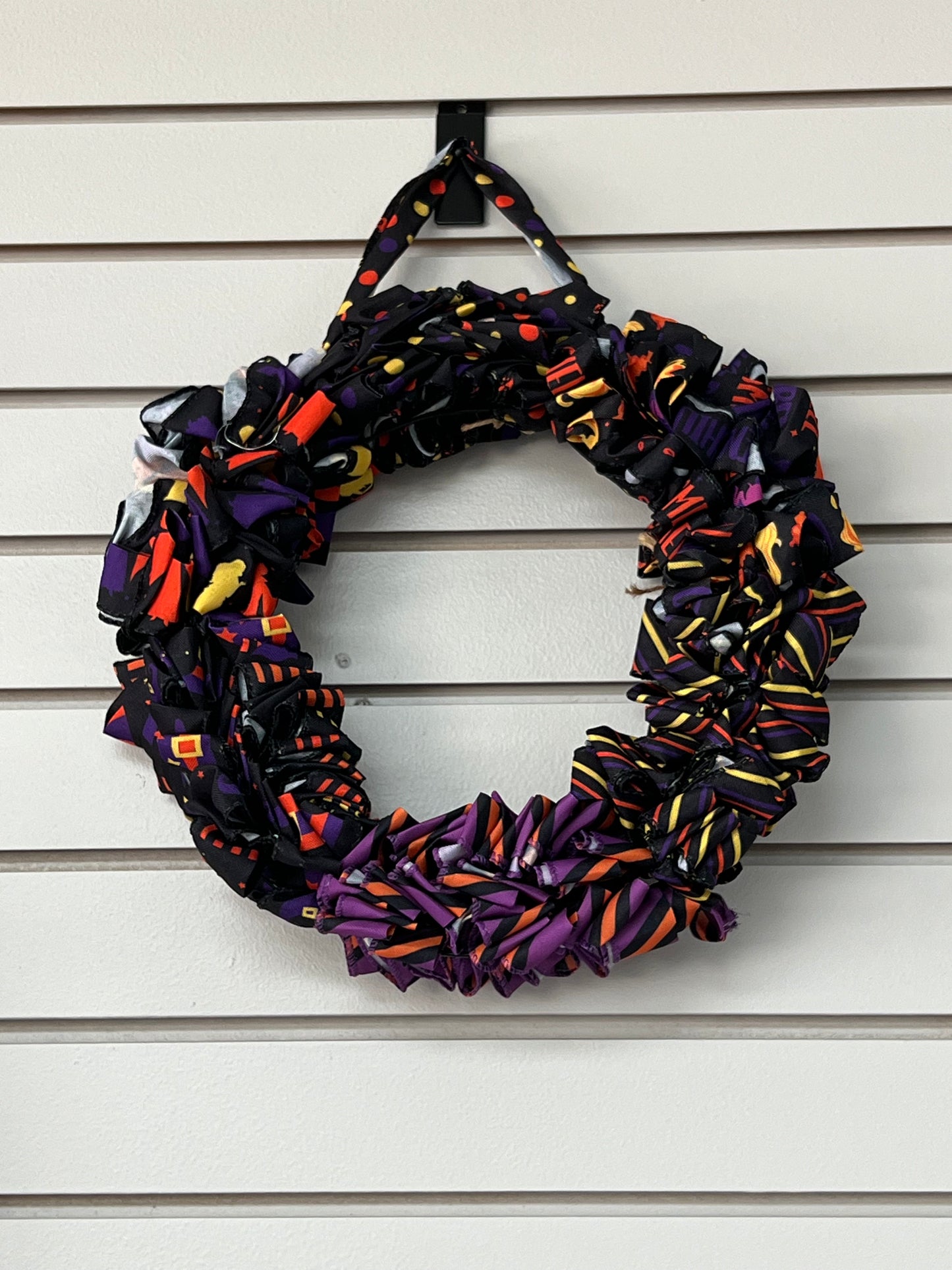 12 in Hocus Pocus Wreath